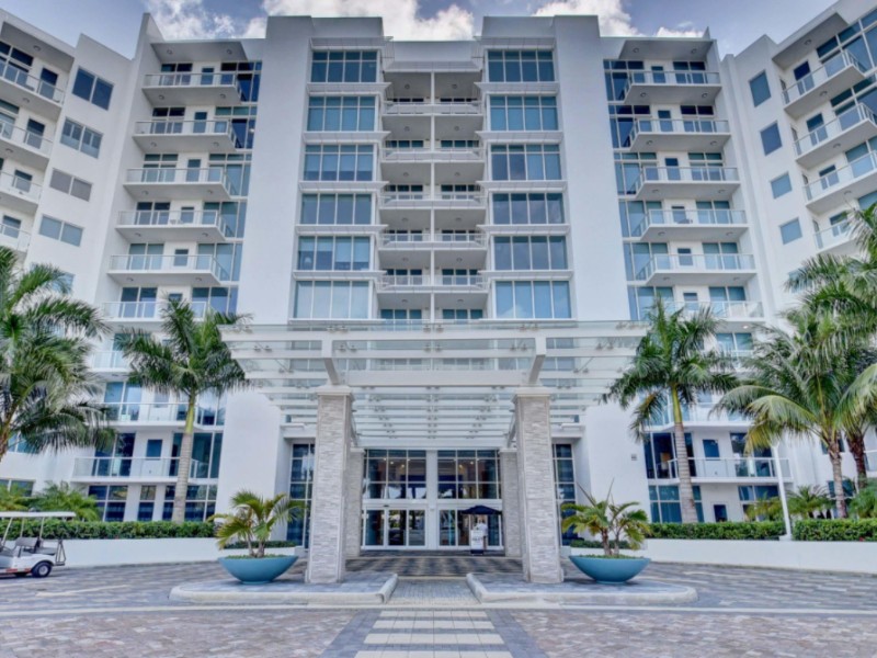 20155 Boca West Dr. - Florida - Boca Raton - 33434